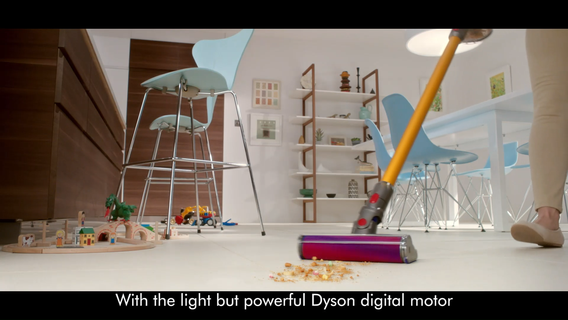 [5.5 Specials] Dyson V8 Slim ™ Fluffy Cordless Vacuum Cleaner